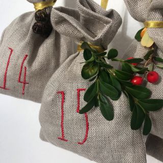 Tvoříš-li každý rok svůj vlastní adventní kalendář, přijdou Ti vhod naše lněné pytlíčky z hor. Můžeš je jen tak opřít na...